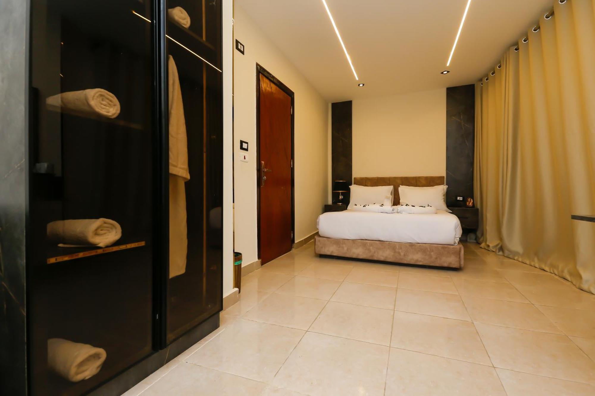 Taj Pyramids View Inn Kafrat al Jabal Bagian luar foto