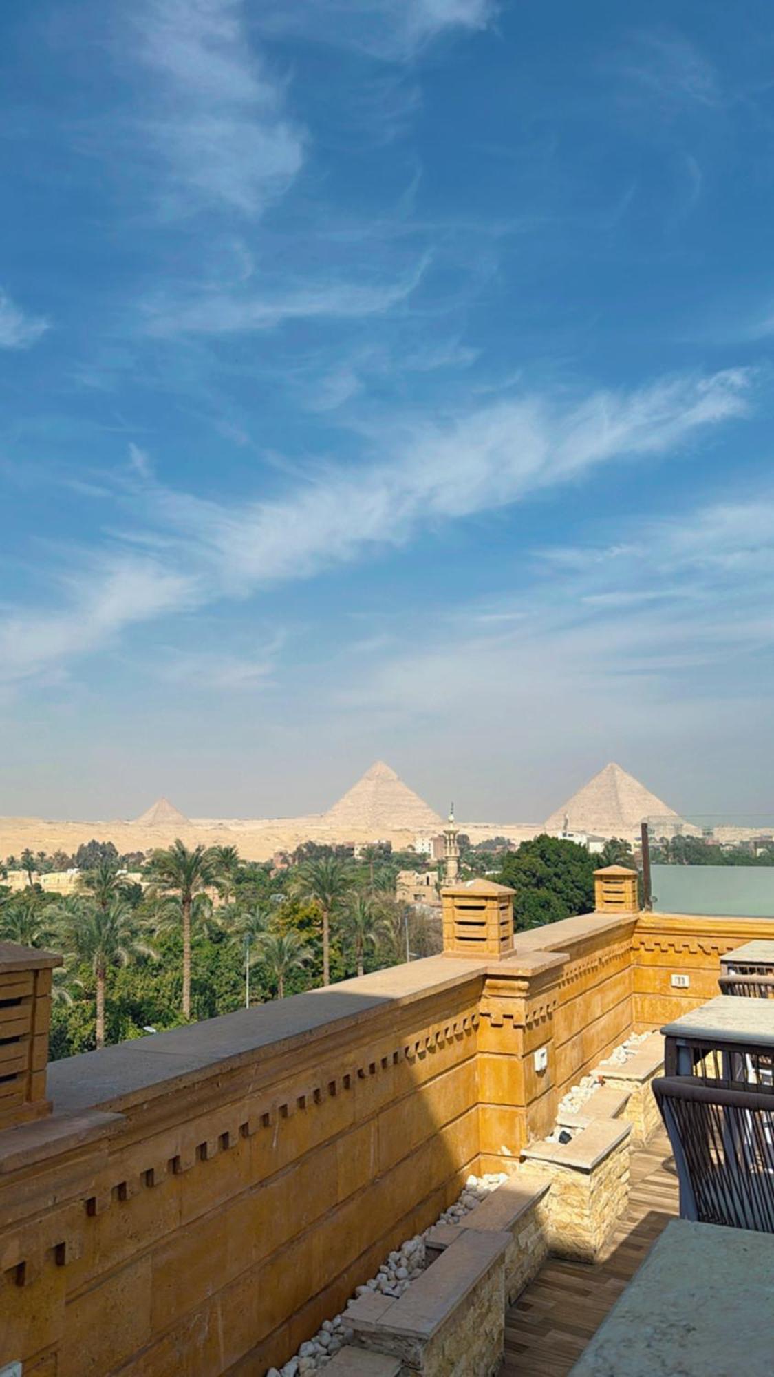 Taj Pyramids View Inn Kafrat al Jabal Bagian luar foto